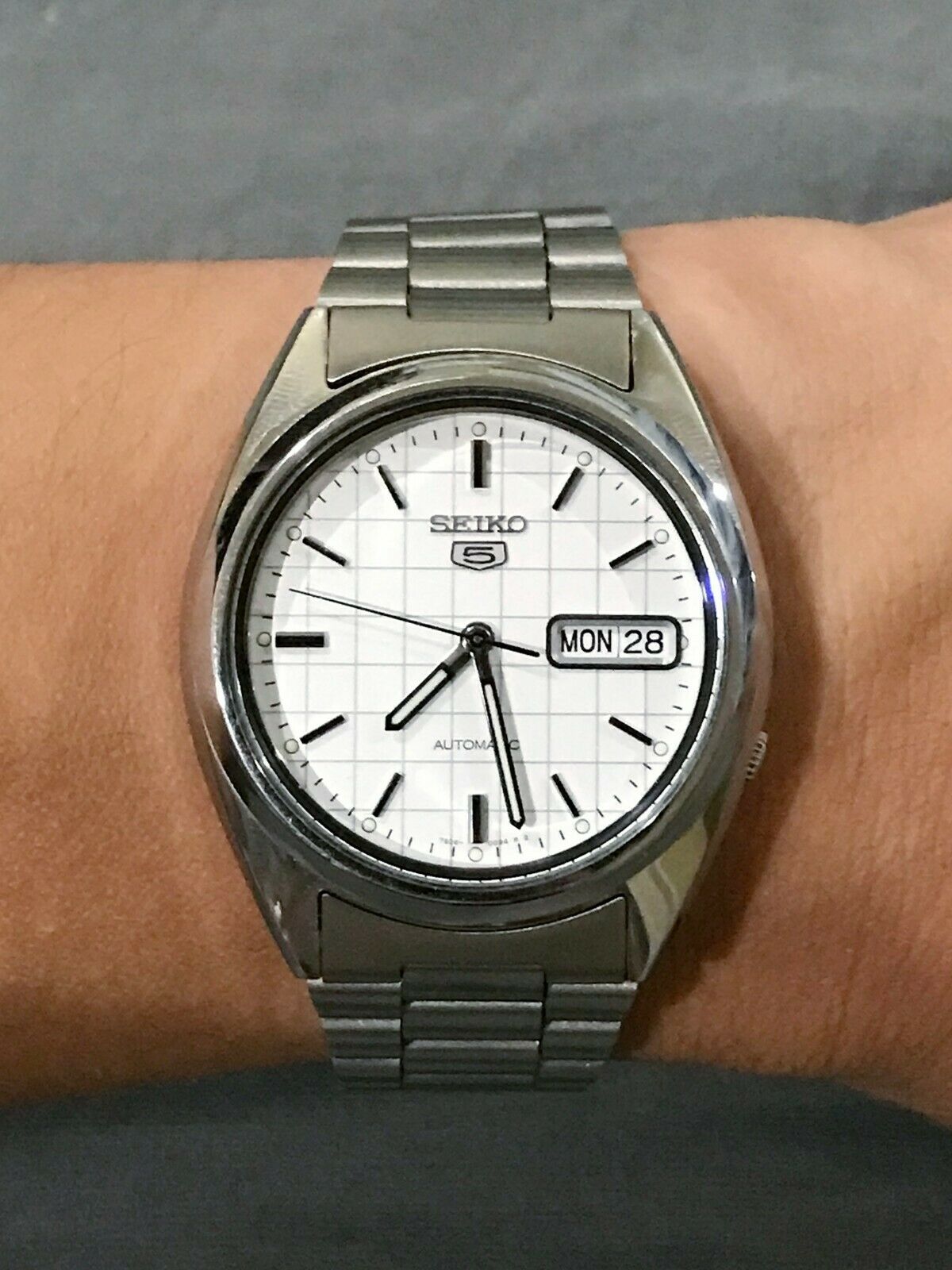 seiko 5 automatic snxf05