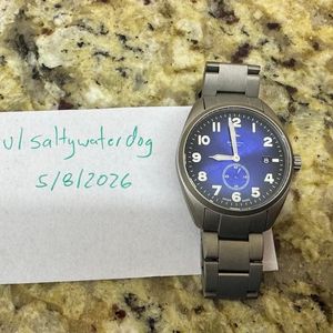VICTORINOX SWISS ARMY BASE CAMP MEN'S WRIST WATCH 241333