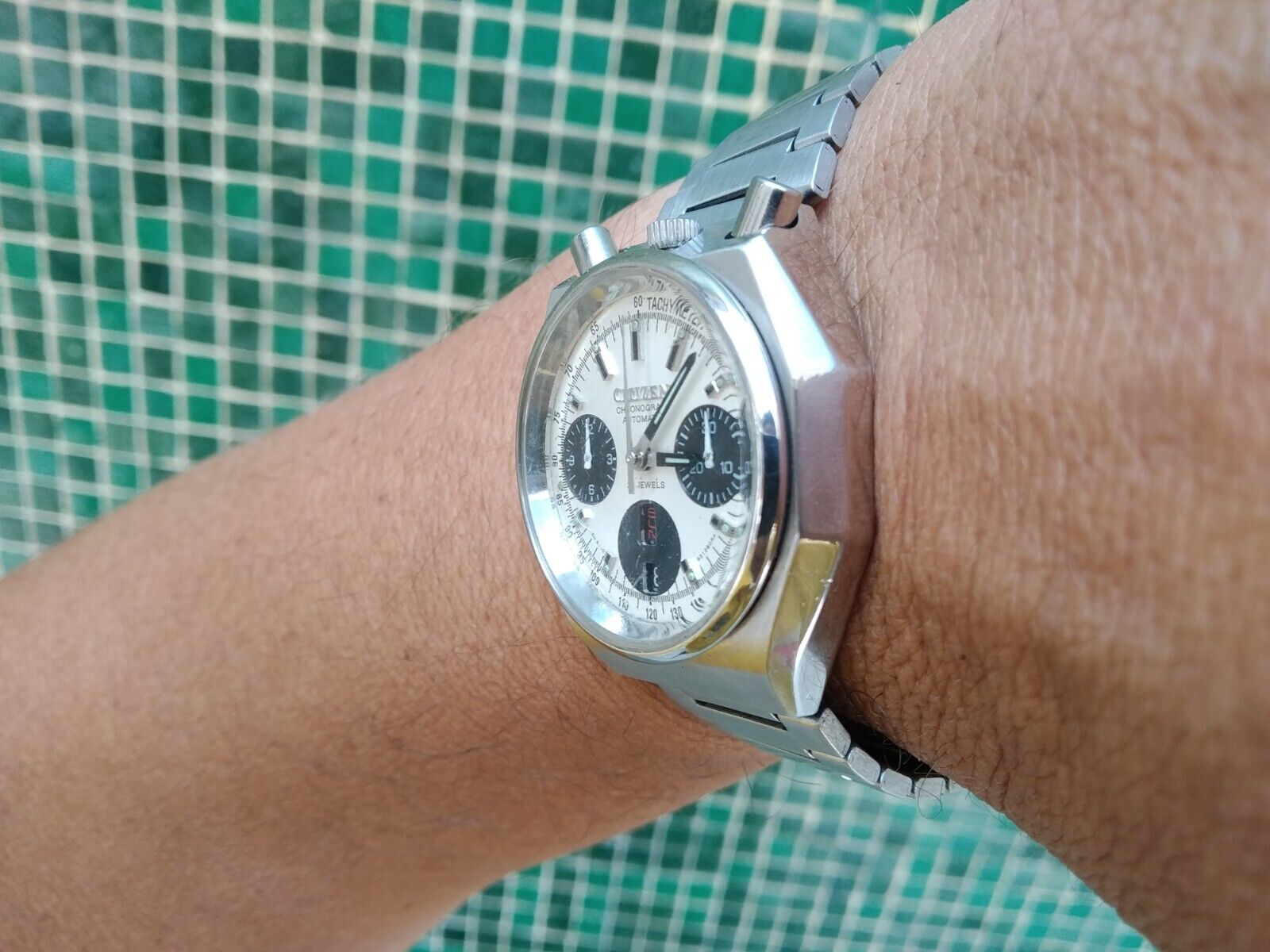 Citizen 8110 Panda Octagon Bullhead 67-9353 Automático Cronógrafo
