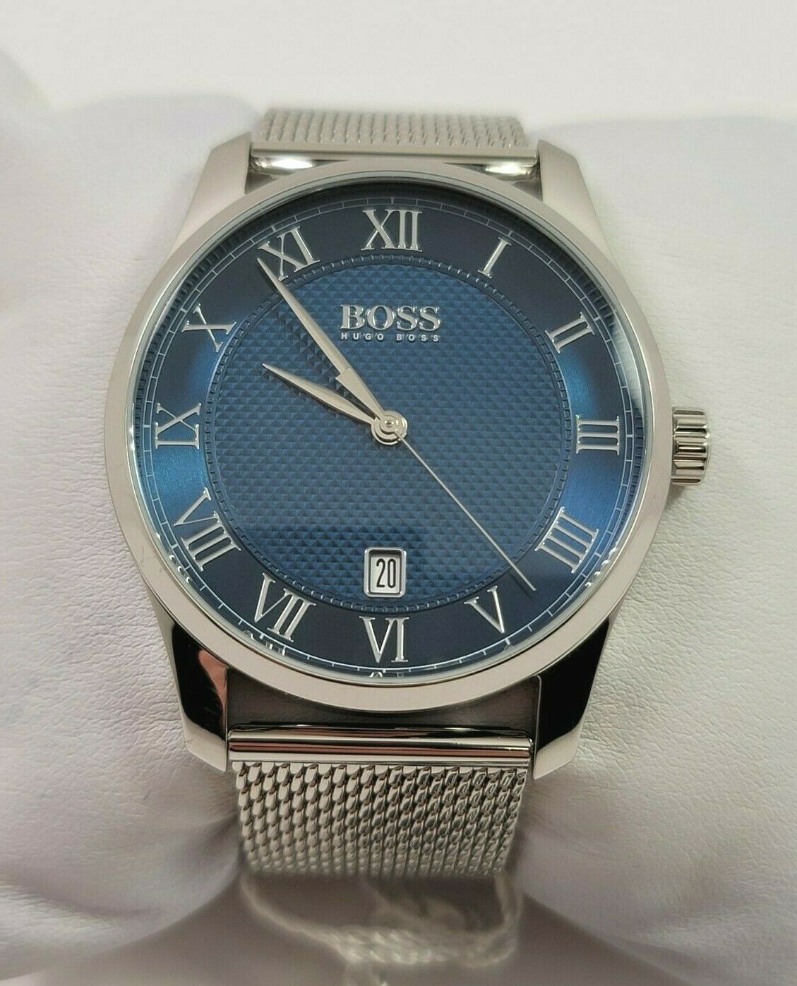 Hugo Boss Master Quartz Blue Dial Stainless Steel Mesh Band Men s