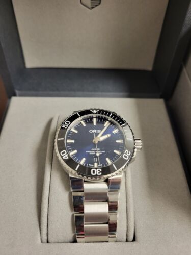 Oris Aquis Blue Men s Watch 01 733 7730 4135 07 8 24 05PEB