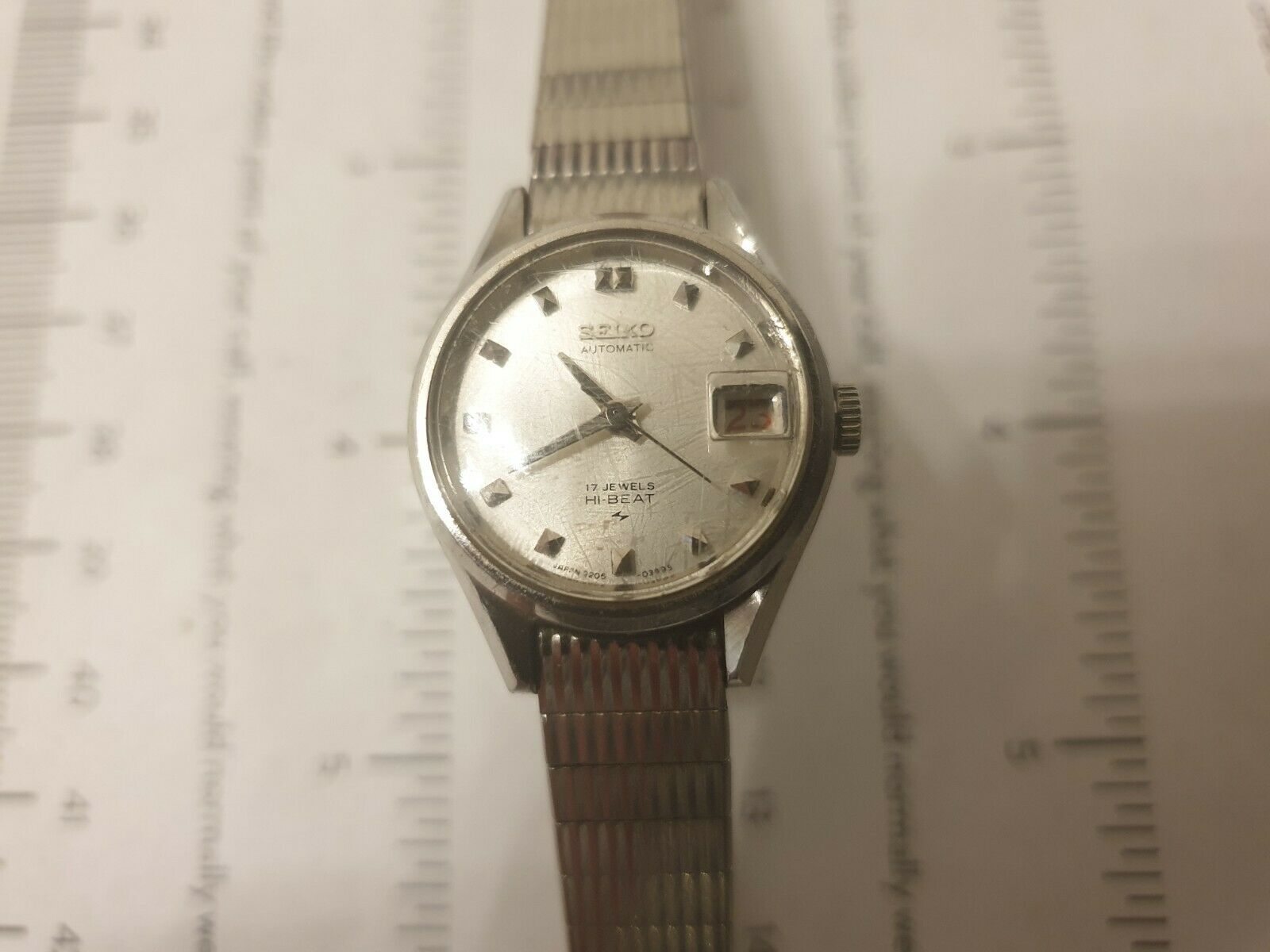 Vintage Ladies Seiko Automatic Hi Beat 17 Jewels Watch 2205 