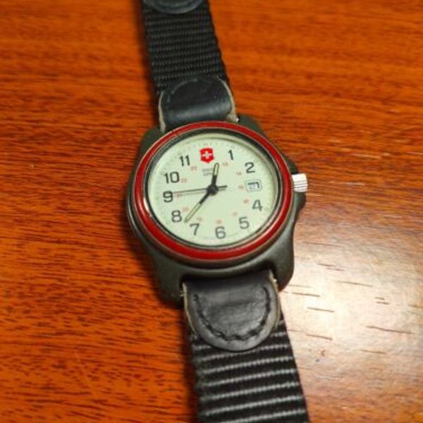 Corrosion-Resistant Watch Battery COL-VIC-GEB main image 1