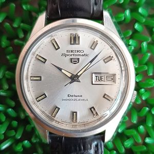 Vintage Seiko 5 Sportsmatic Deluxe 7619-9060 diashock 25 jewels