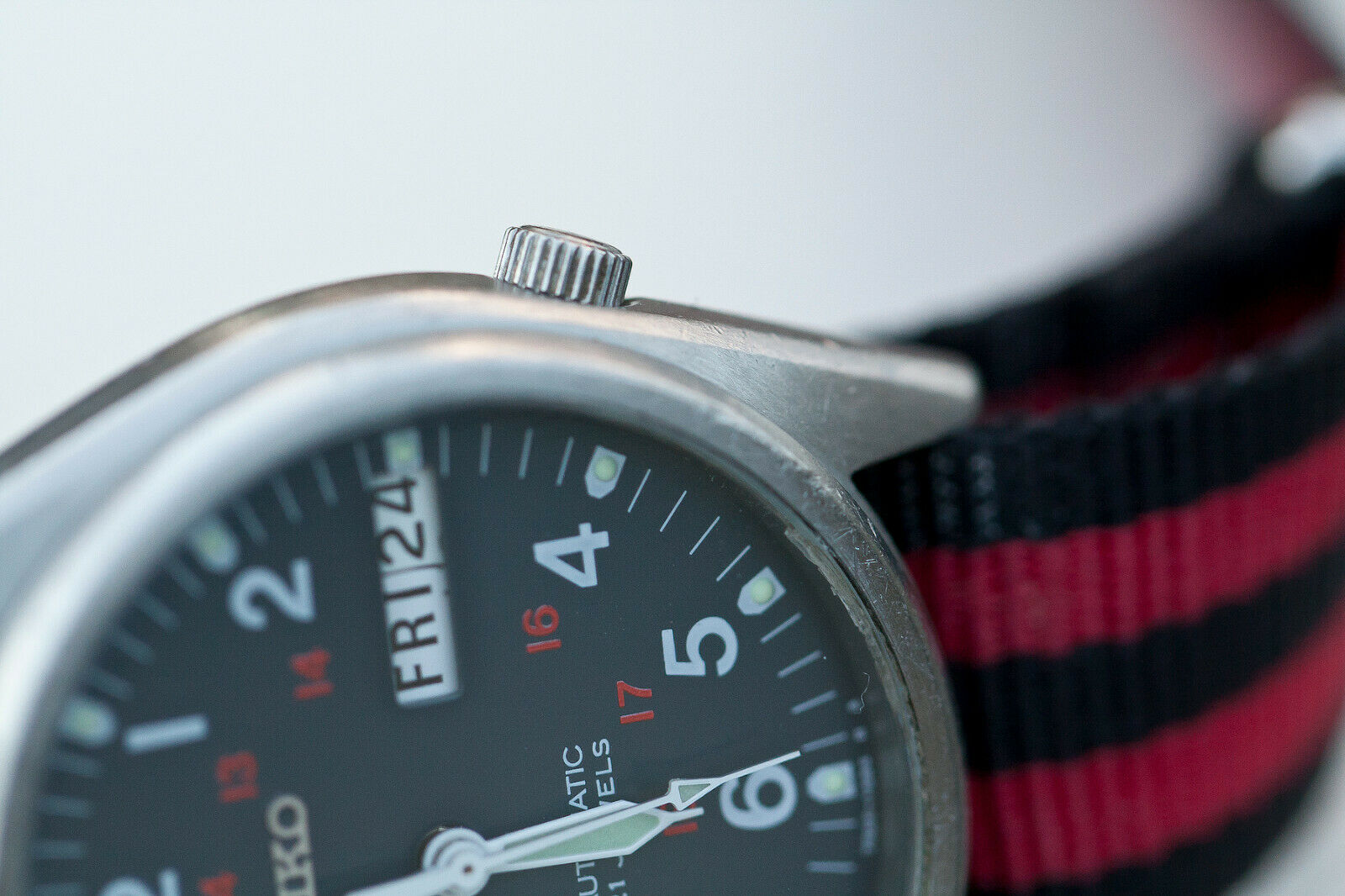 【ほぼ未使用】名機7S26搭載 セイコー・ミリタリー初代モデル SNX429K セイコー SEIKO 7S26-00D0 SNX429 ミリタリー 自動巻き｜Yahoo