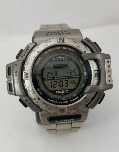 Vintage Casio (1471) PRT-411 PRO-TREK Triple Sensor Watch - Silver