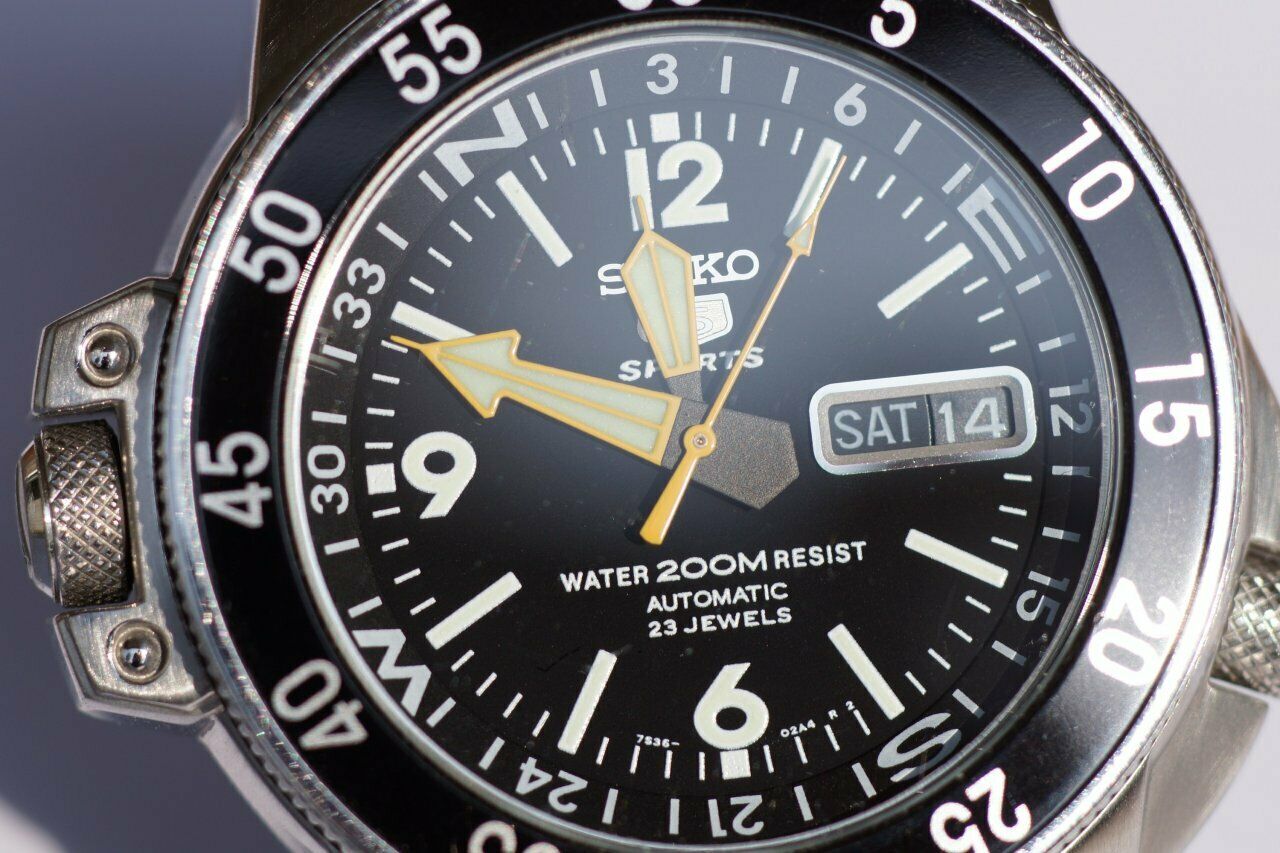 seiko men's skz211k1