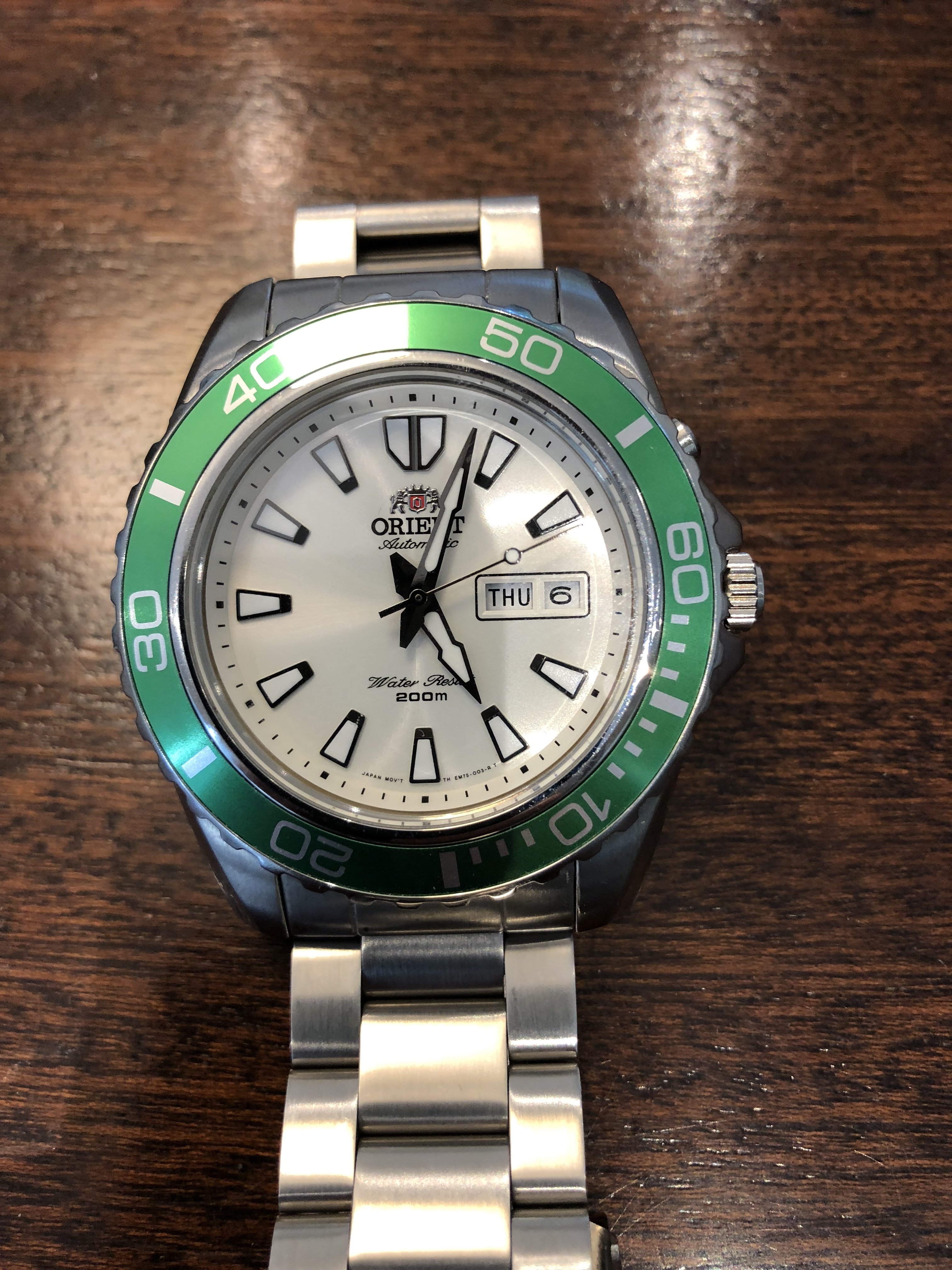 orient mako xl white dial