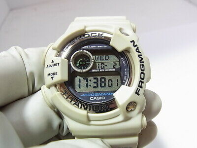 G-Shock Frogman DW-9900 LG-8JR Men in White Gray Titanium