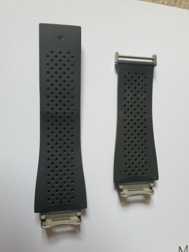 TAG Heuer Connected Modular 45 Black rubber Strap Model No