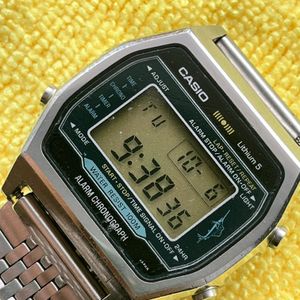 Rare CASIO LAQ-2000D module 3794 Futurist watch | WatchCharts