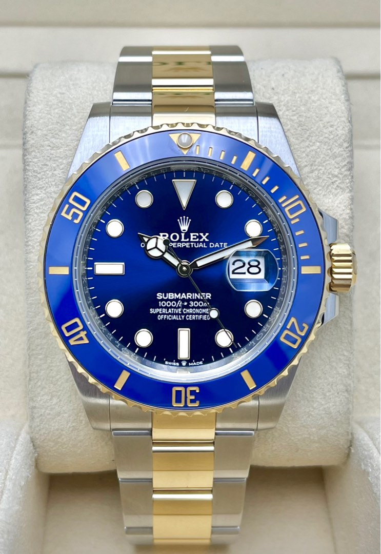 Like new 2021 Rolex Submariner Date Bluesy 126613LB 41mm Half