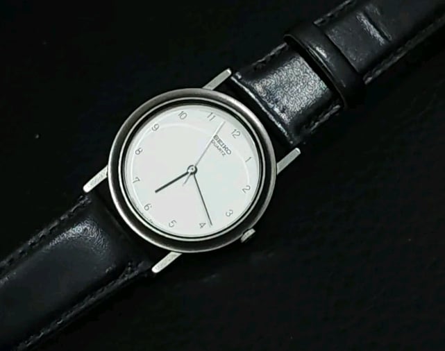 Anucci quartz watch on sale price