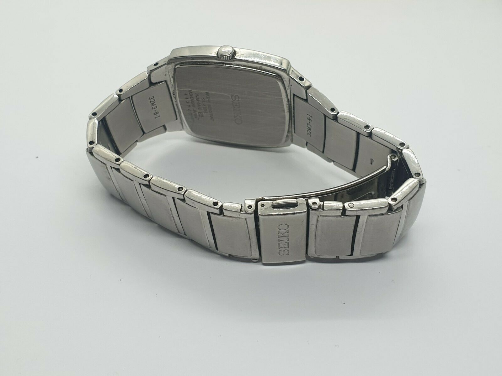 Seiko 7N39-0AS0 Gents Premier model Rare Import Square Quartz