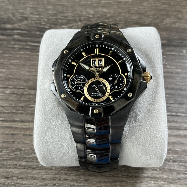 Seiko Coutura Kinetic Men s Watch SNP017 Perpetual Calendar Black Gold 43mm 200 USD WatchCharts Marketplace