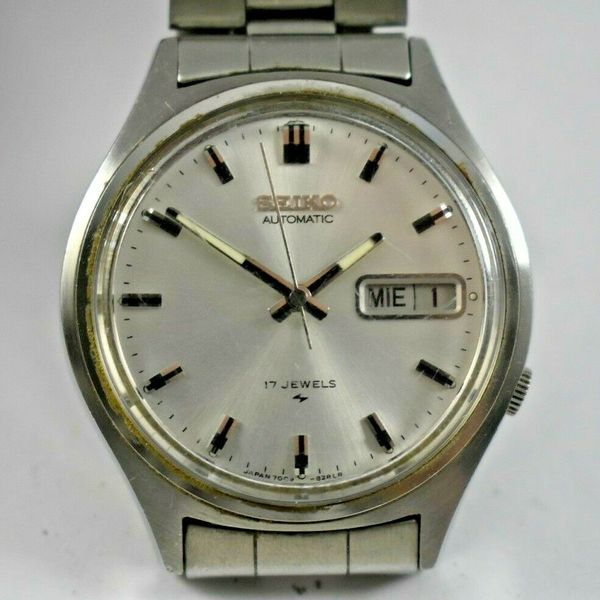 Vintage Seiko Automatic Calendar 17 Jewels 7009-8028 Wrist Watch Runs ...