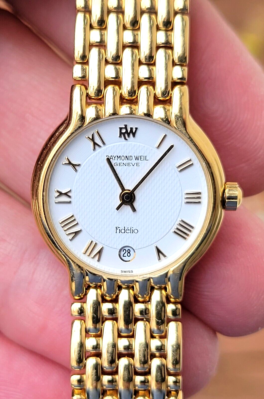 Raymond Weil Fidelio Women's Watch 4702 18K Gold Plate New Battery