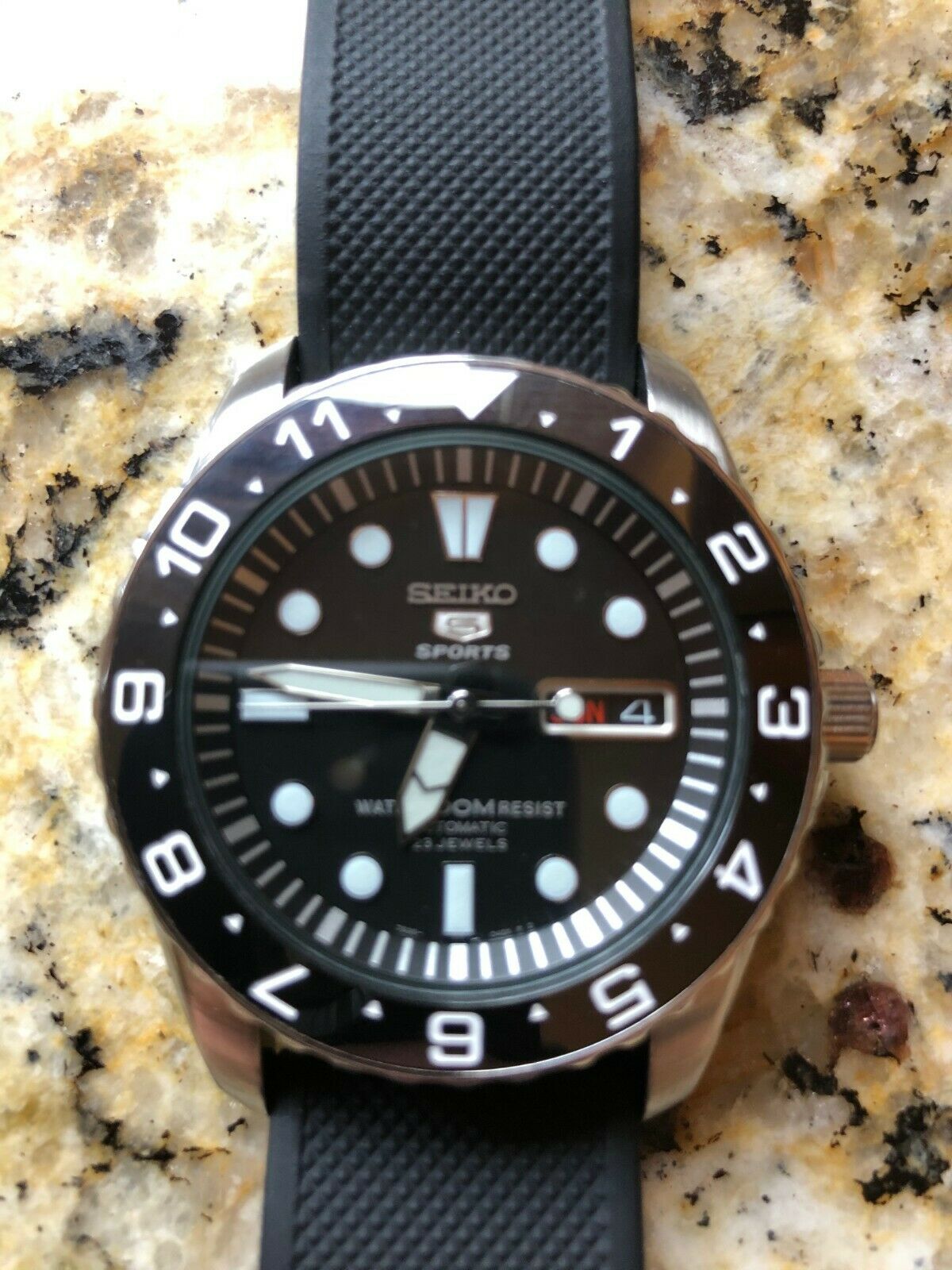 Seiko Sea Urchin SNZF17 Diver Watch Ceramic Bezel Insert Signed S Crown |  WatchCharts