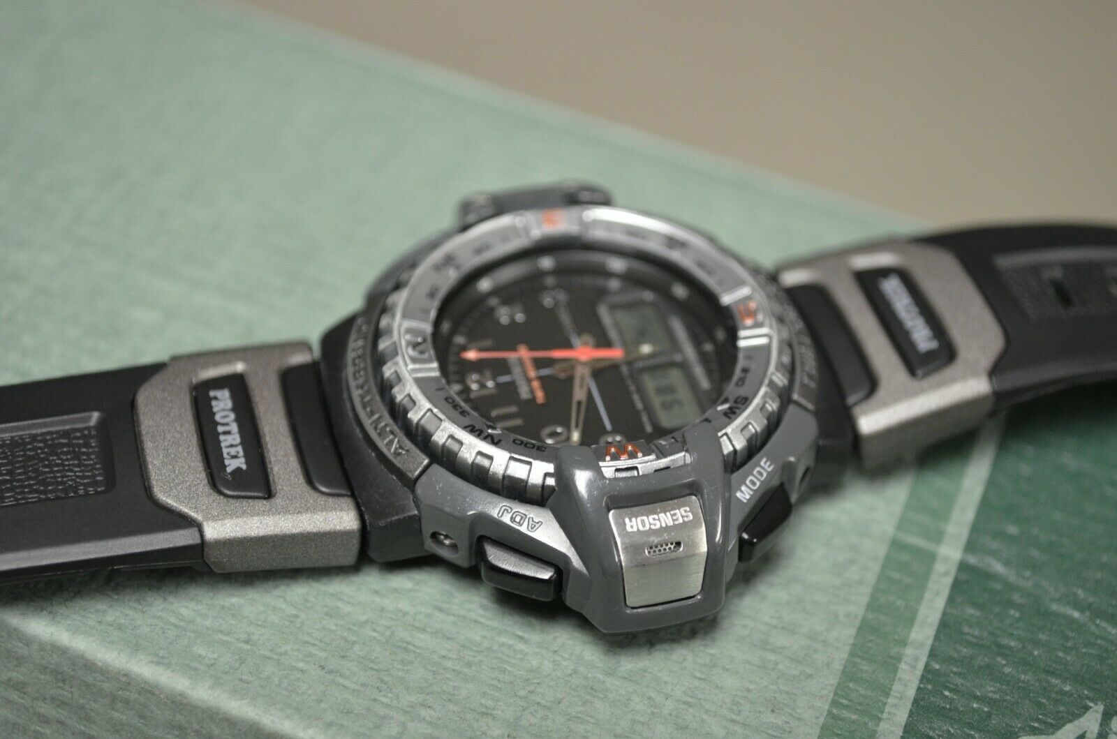 CASIO PROTREK PRT-70 WATCH TWIN SENSOR BAROMETER ALTIMETER