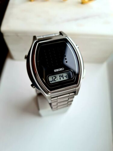 ULTRA RARE Vintage 1990s Seiko LCD Digital TALKING WATCH