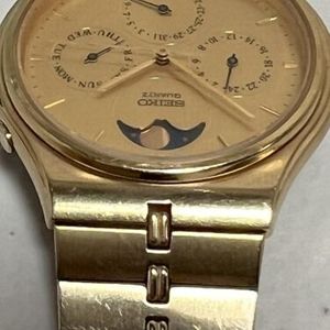 セイコー 7F39-8020 ムーンフェイズ QZ デイデイト ゴールド文字盤 1997 Seiko Full Calendar with Moonphase vintage watch in