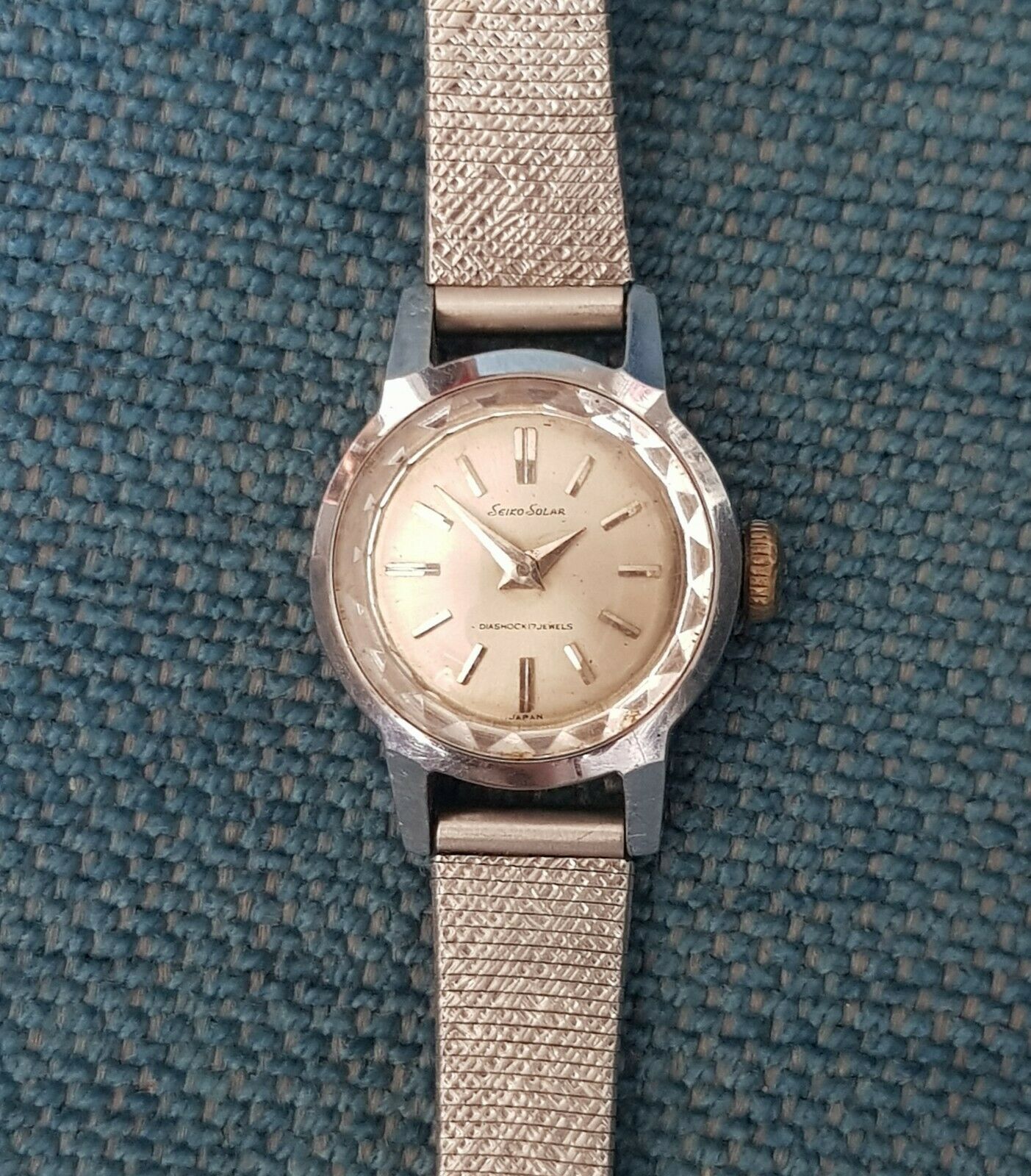 Vintage Seiko Solar Diashock 10-0120 17 Jewels Ladies Automatic 