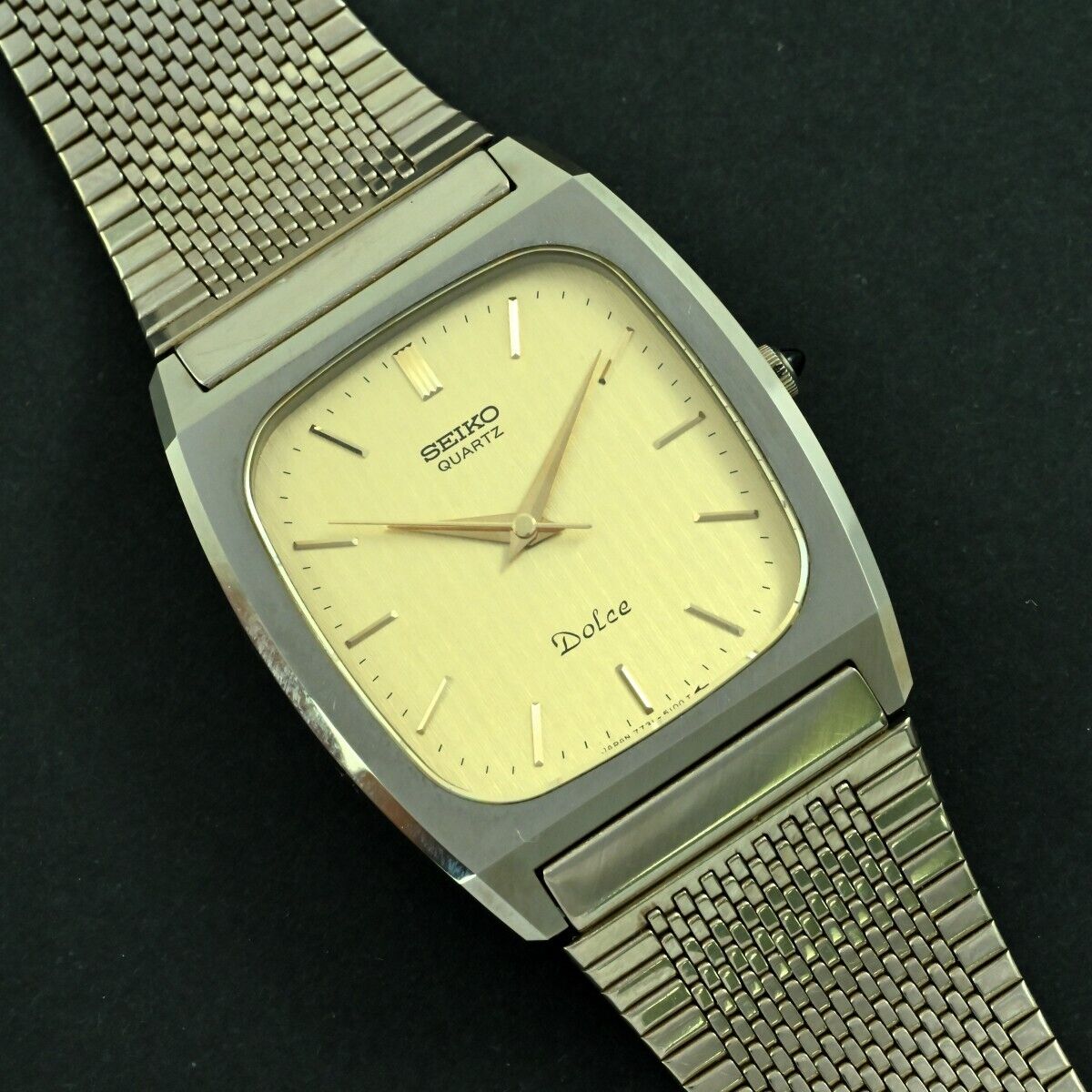 SEIKO DOLCE Analog 29mm Tungsten carbide watch Slim QUARTZ Ref 