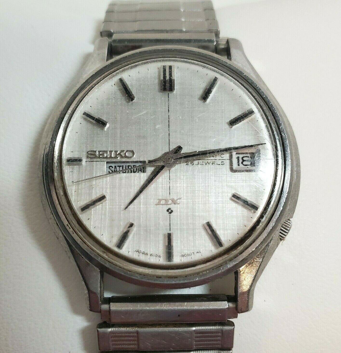 Vintage 1970s Seiko DX 6106-8240 Automatic 25 Jewel Day Date Mens