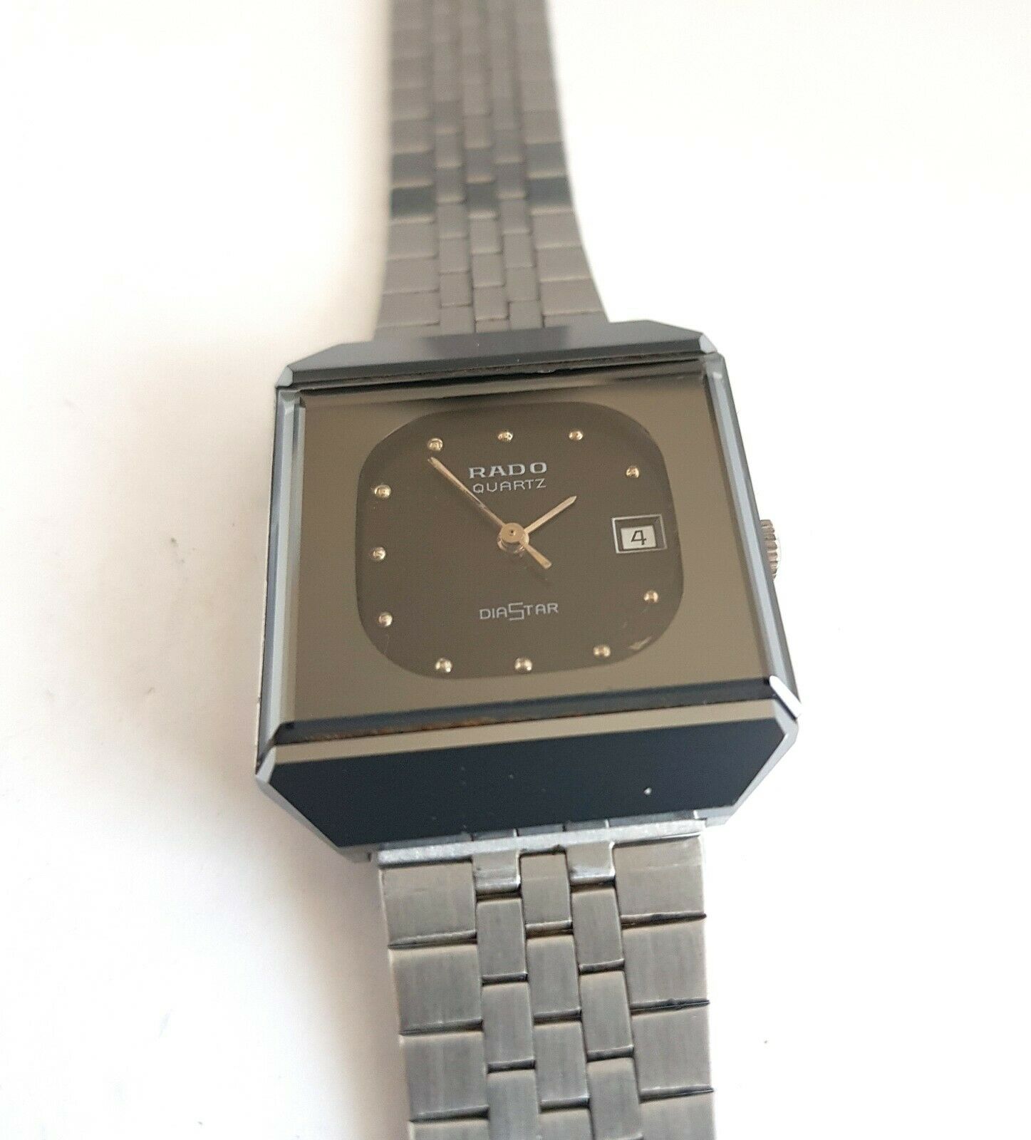 RADO DIASTAR 711.0067.3.N QUARTZ MANS SWISS WATCH RARE MODEL