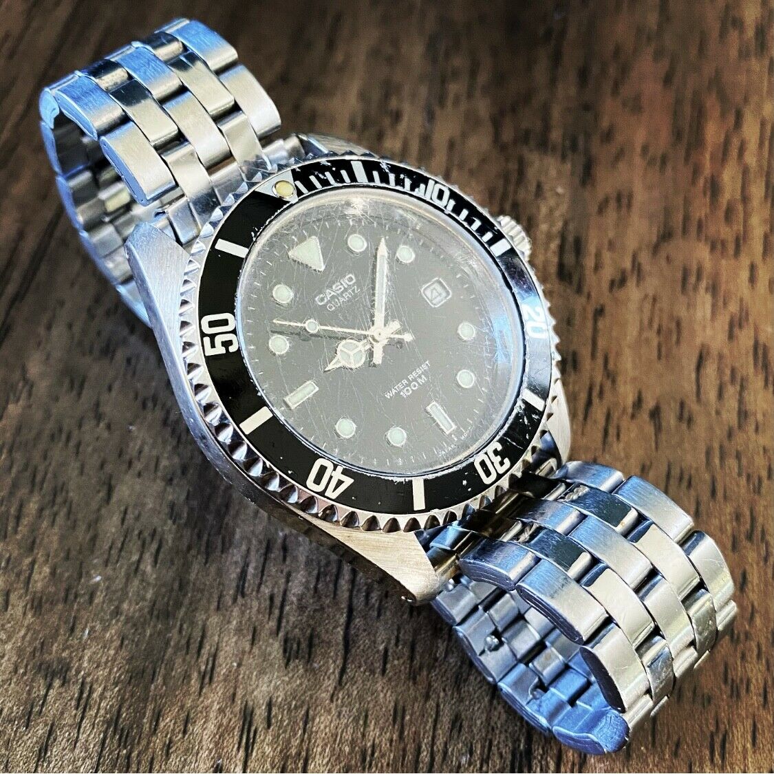 RARE Vintage Casio MTD-1010 Submariner 100M Analog Diver Watch