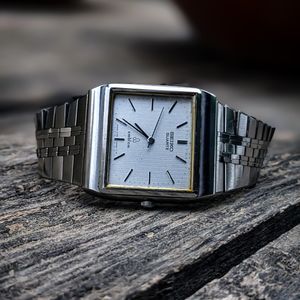 WTS] Seiko Vintage 1976 Emblem Quartz Silver Texture Dial Ref.4120