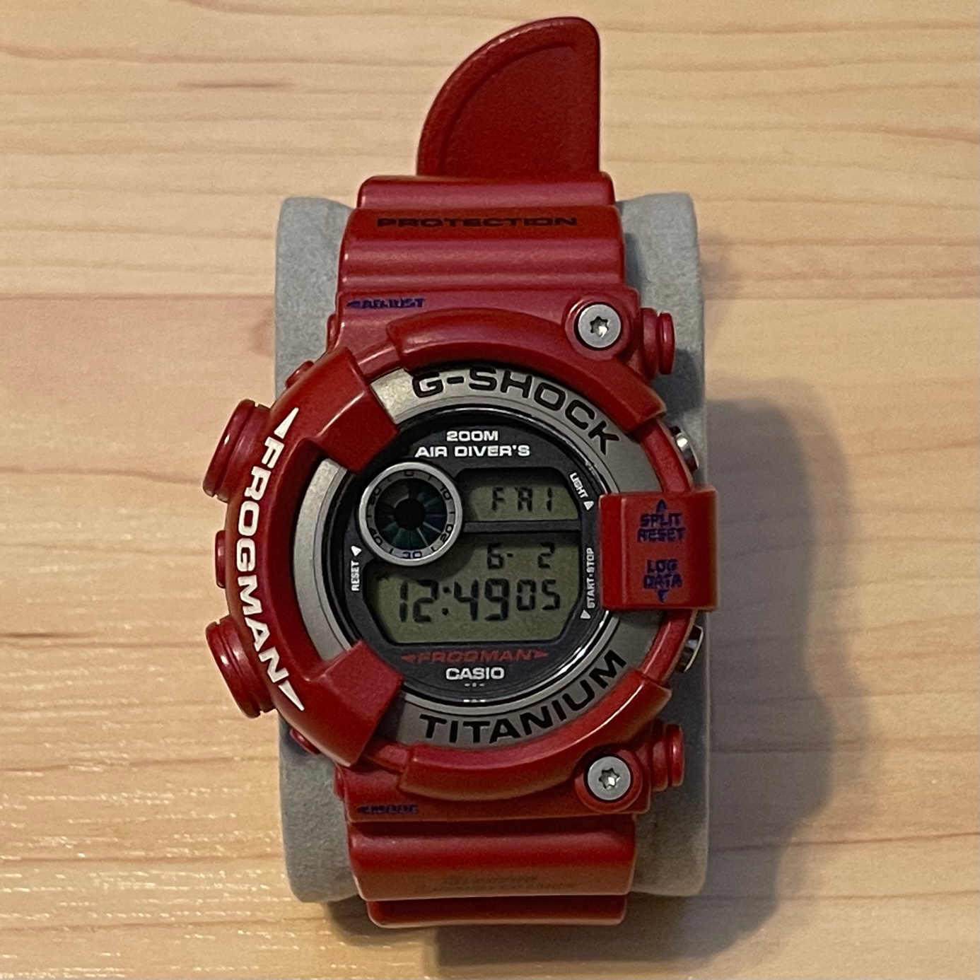 WTS] Casio G-Shock DW-8201GF-4 Frogman DW-8200 Series Red Digital