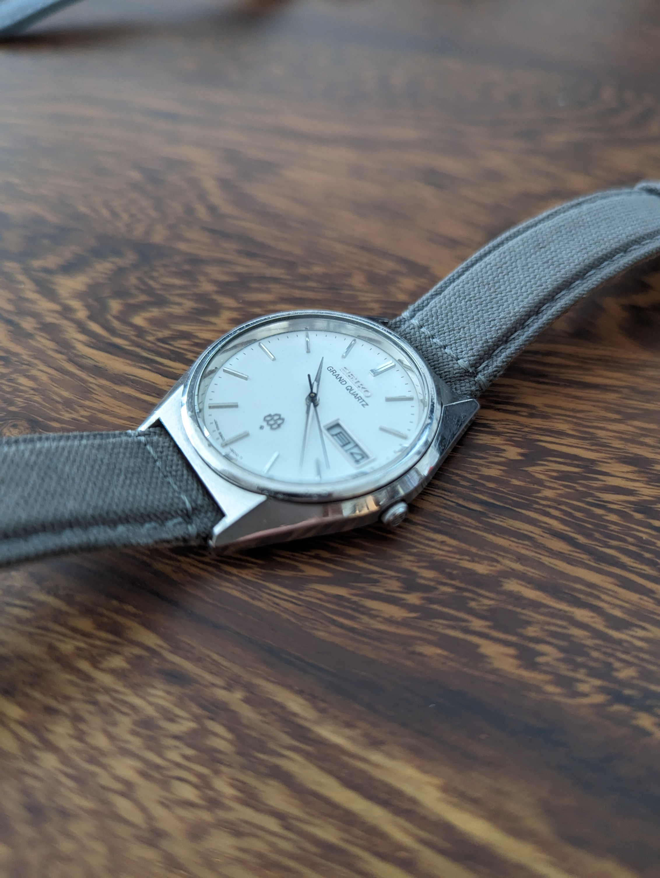 Seiko Grand Quartz 9943-8010 Twin Quartz from 1978 Seiko Grand Quartz 9943-8010 Twin Quartz from 1978