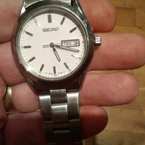 Men Vintage S/S Seiko 7N43 9070 A4 Date And Day Quartz | WatchCharts