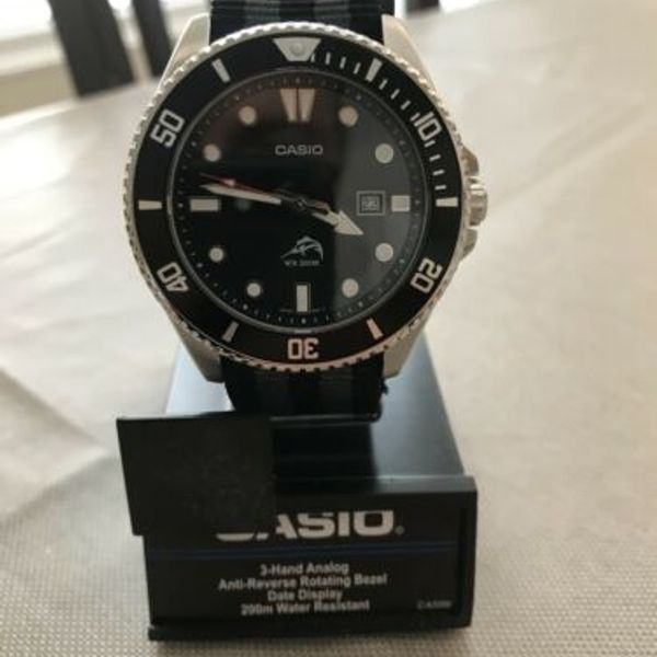 Casio Mdv106 Men's Analog Watch Black Resin Band Date 200 Meter WR