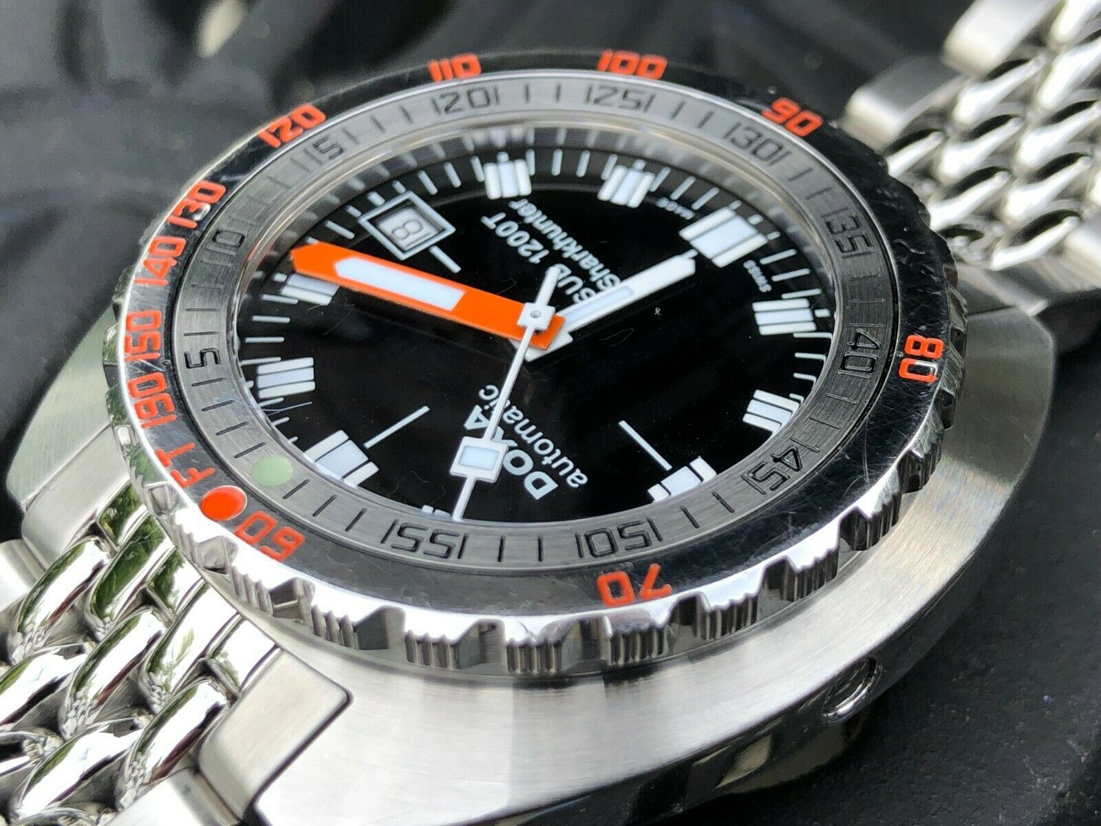 DOXA SHARKHUNTER 1200T Sub Swiss Professional Diver | WatchCharts