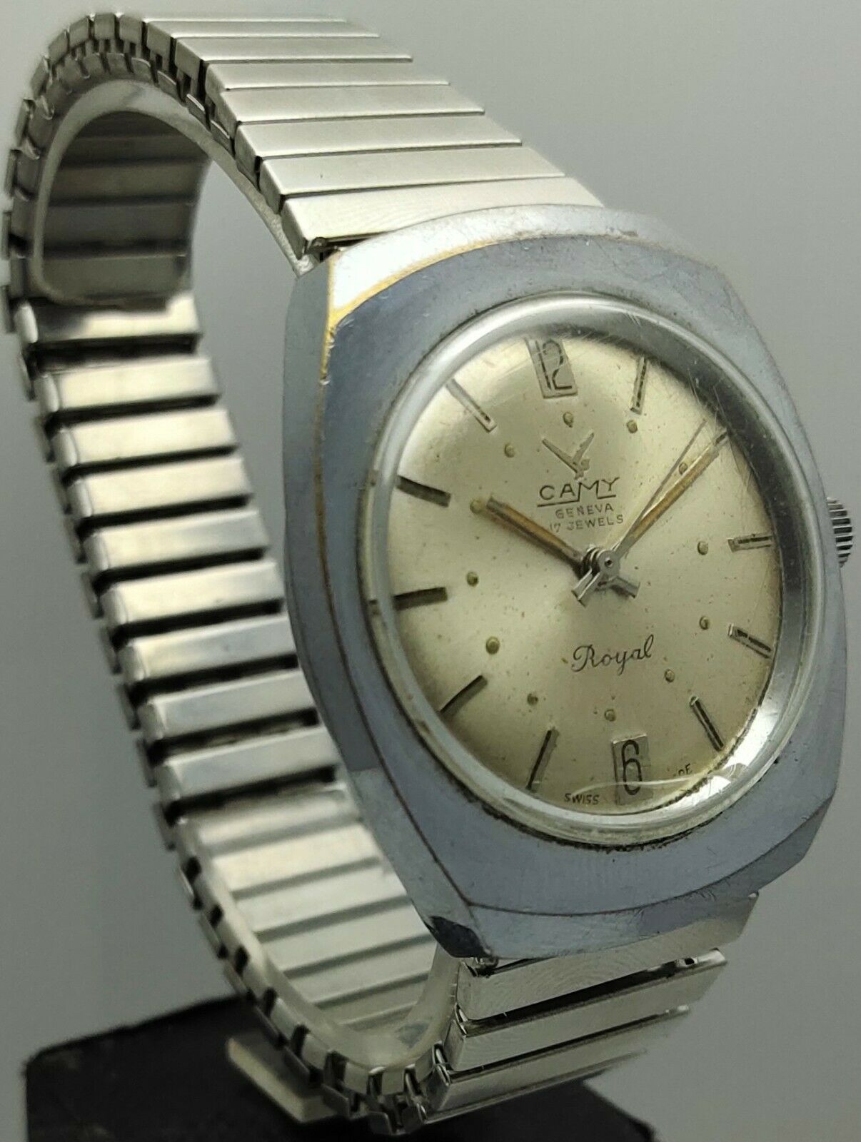 VINTAGE CAMY 6328 GENEVA 17 JEWELS ROYAL HAND WINDING SWISS MADE