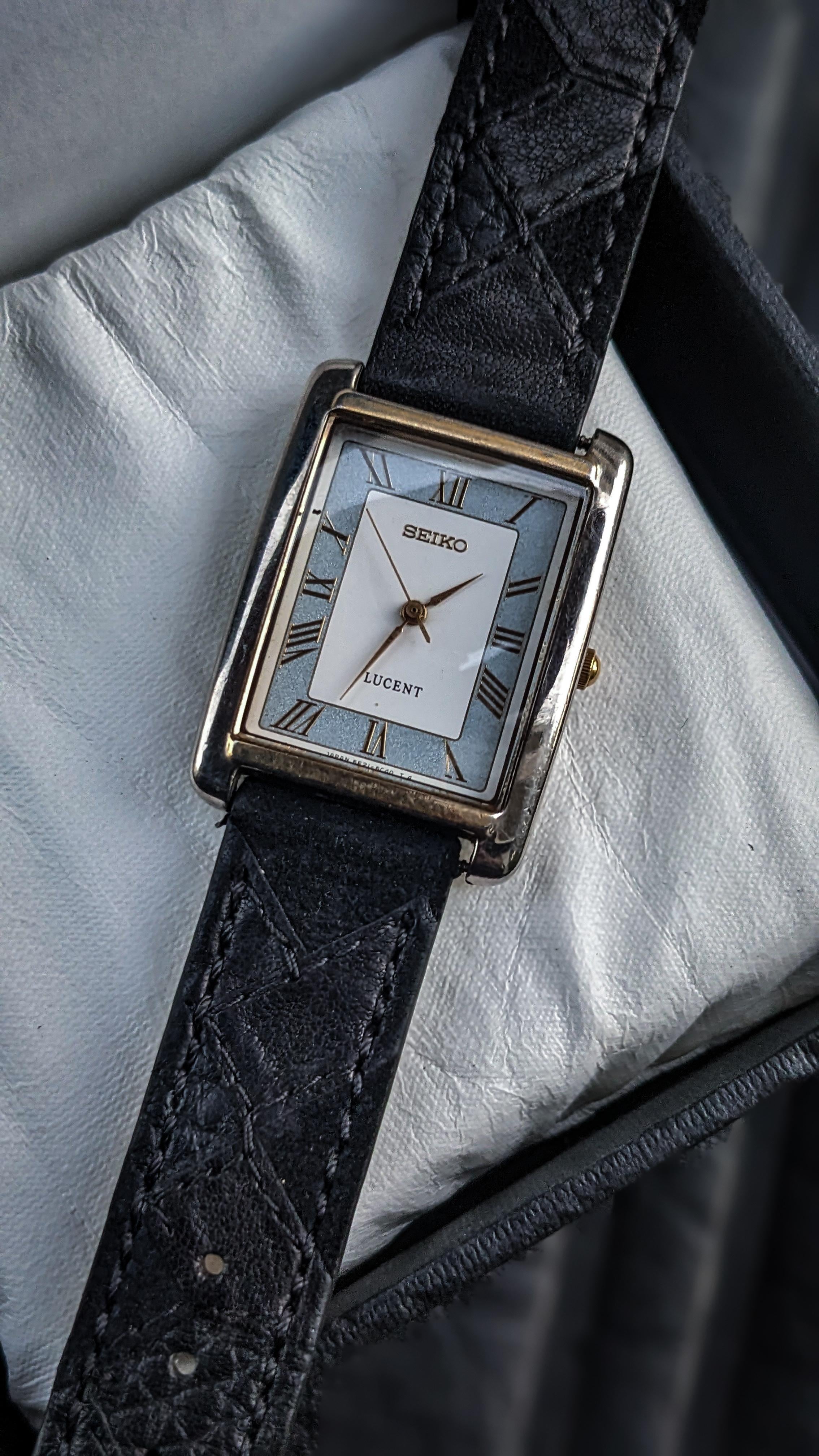 wts] Vintage Rare SEIKO Lucent TANK Roman numerals 5e21-5c10 Dress