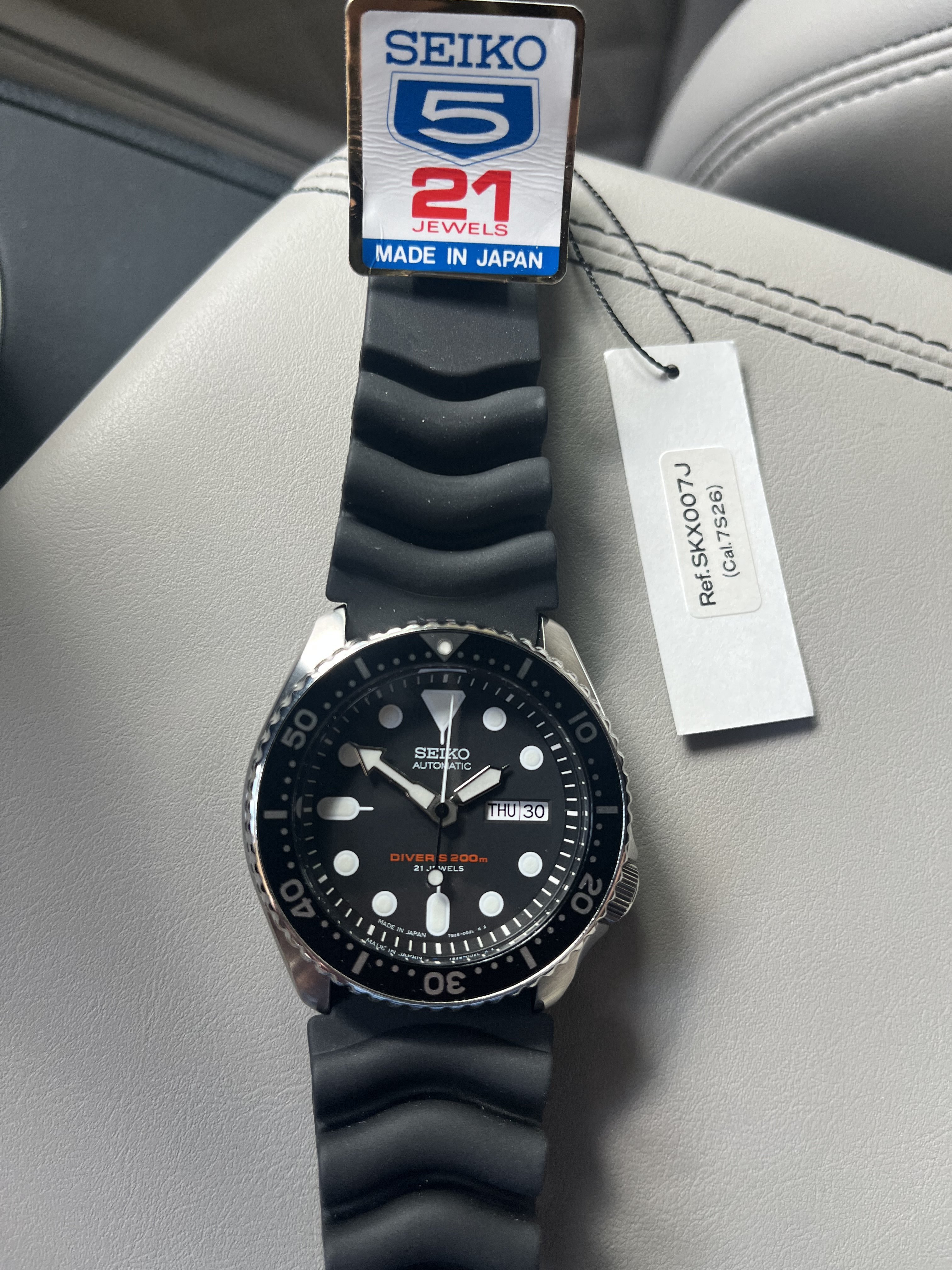 750 USD] BNIB Seiko SKX007J - original and never worn! | WatchCharts