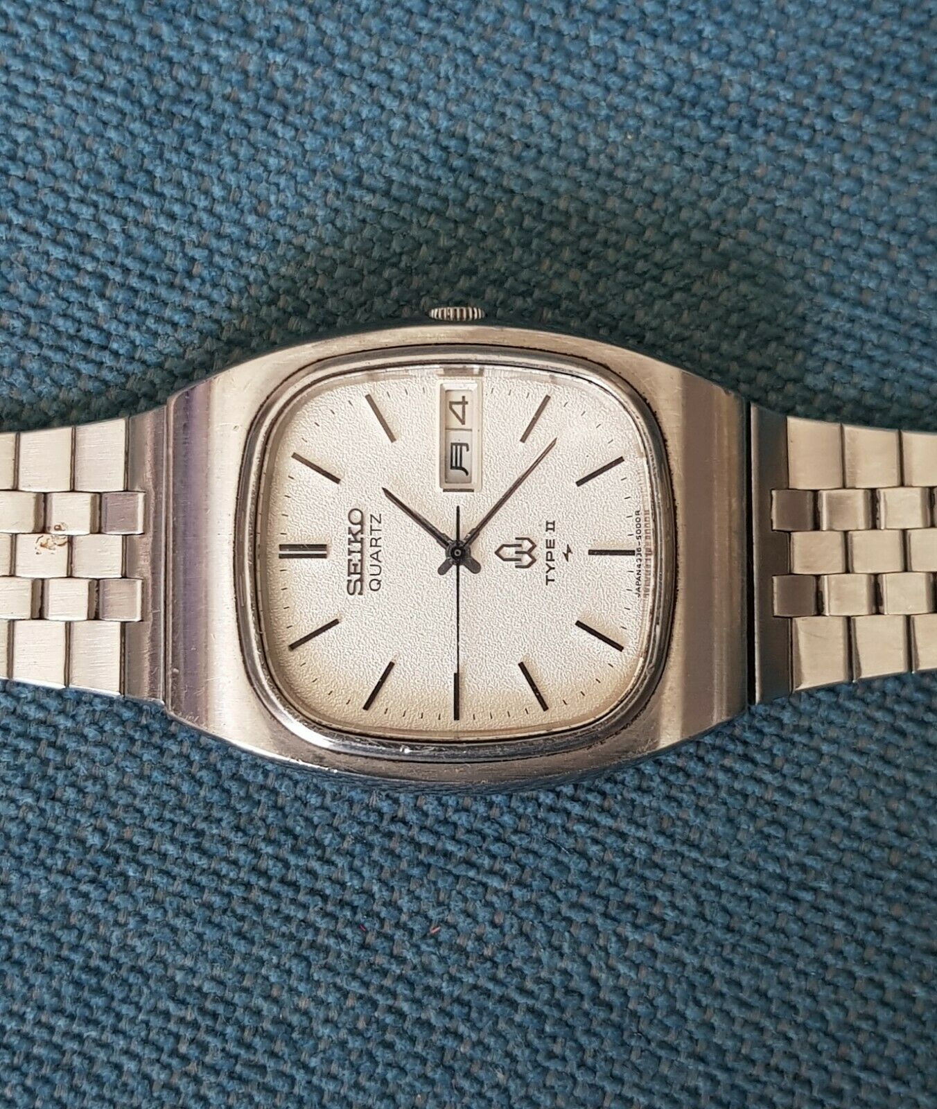 Vintage Seiko Quartz Type II 4336-5000 Kanji Day & Date Japan Mens 