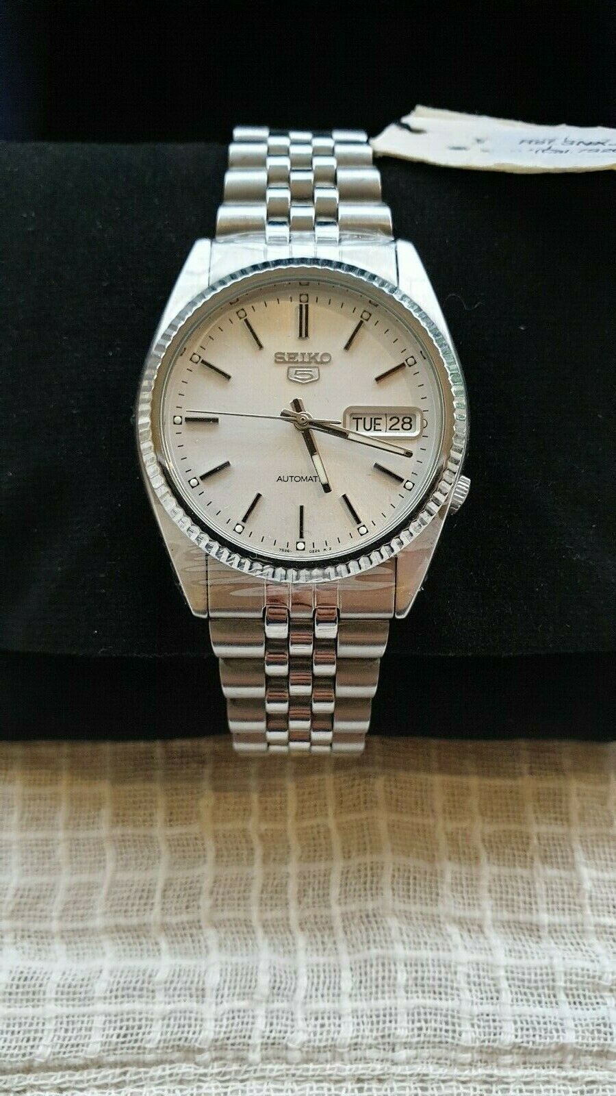 seiko datejust snxj89