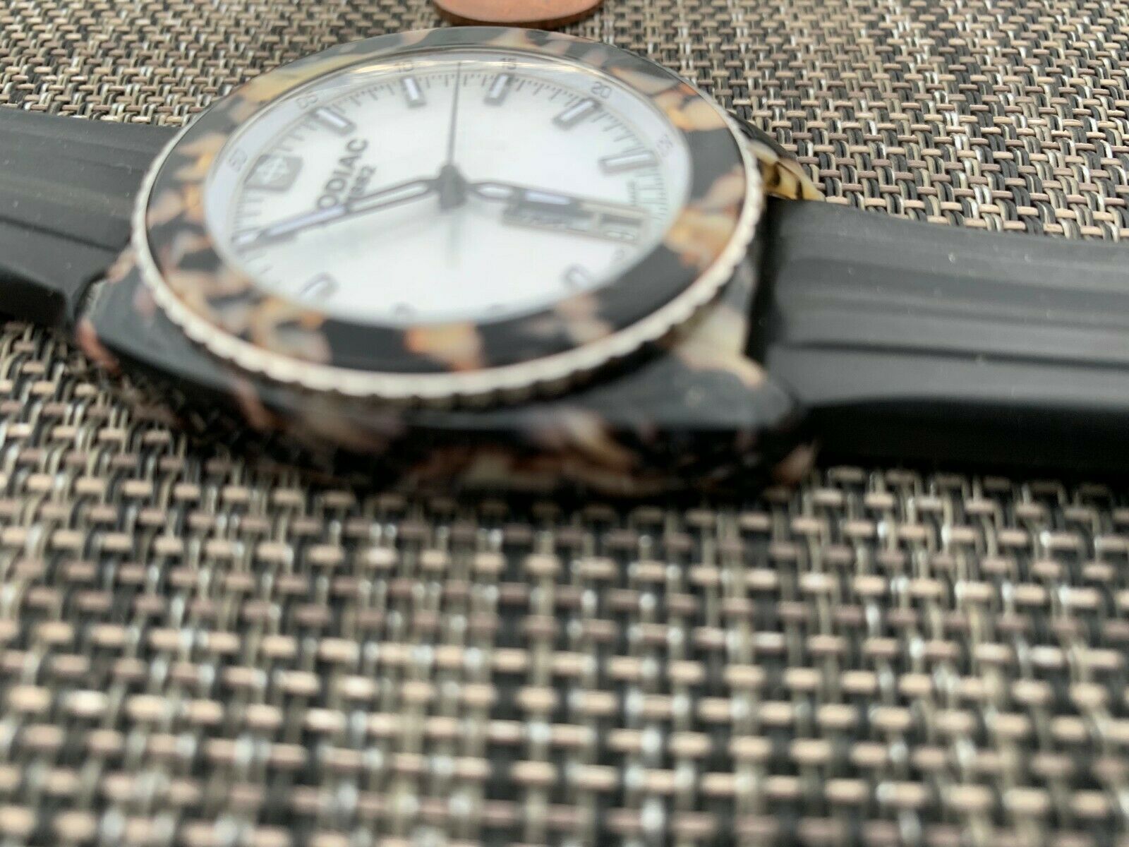さとさず ZODIAC SWISS WATCH ZS5543 TORTOISE SHELL SPEED DRAGON WATCH
