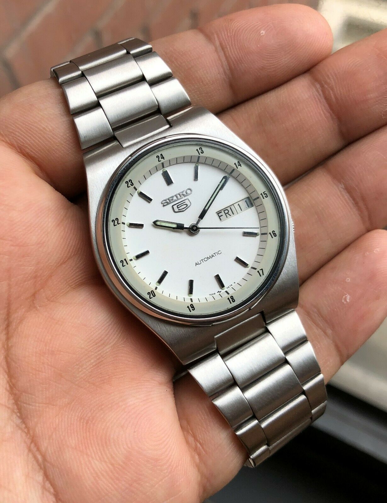 Seiko 5 SKZ687 Stunning Matte White dial Railway time Vintage 7S26