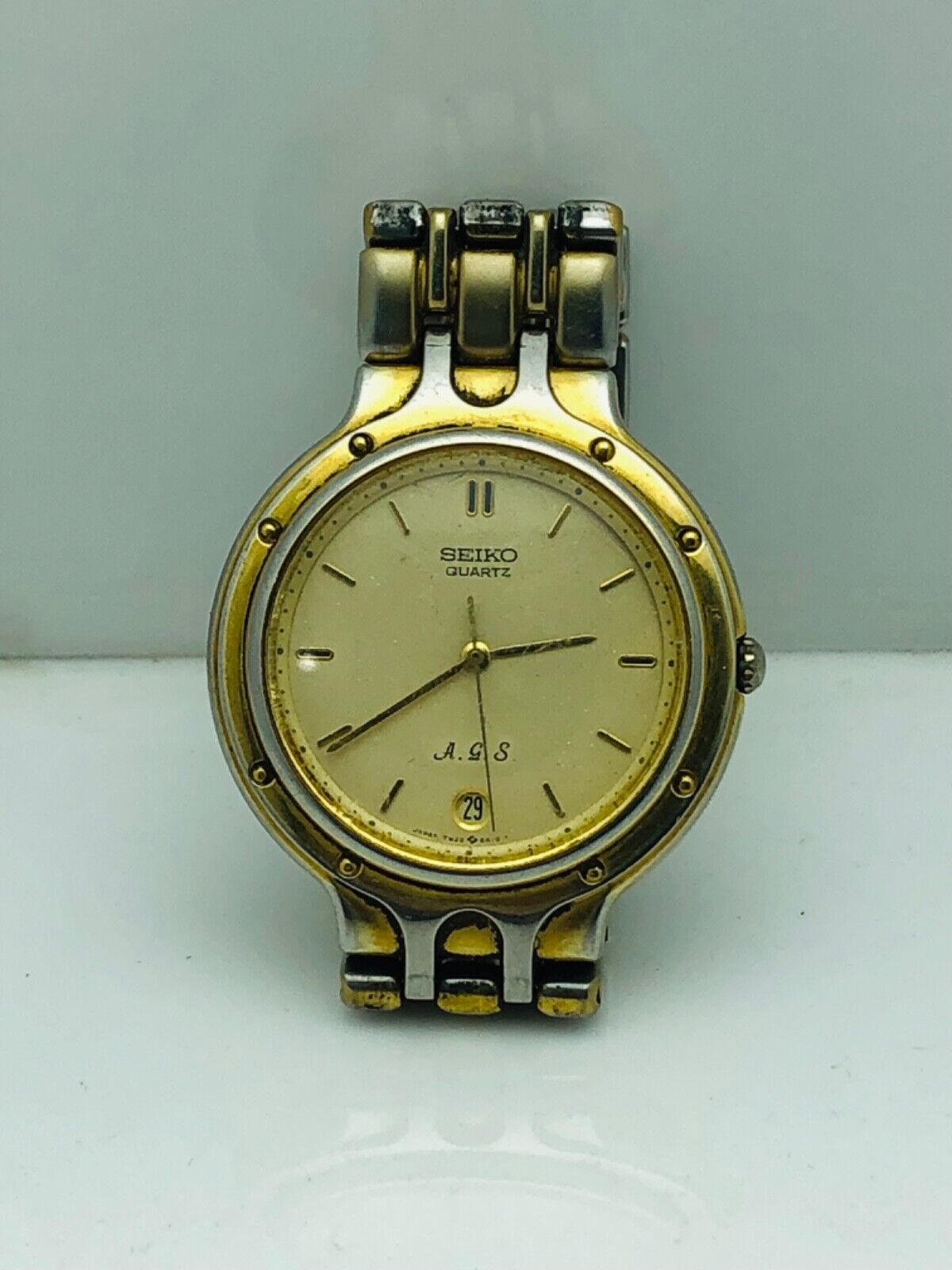 Seiko Quartz A.G.S 7M22-6A10 Japan Made Men's Wrist Watch