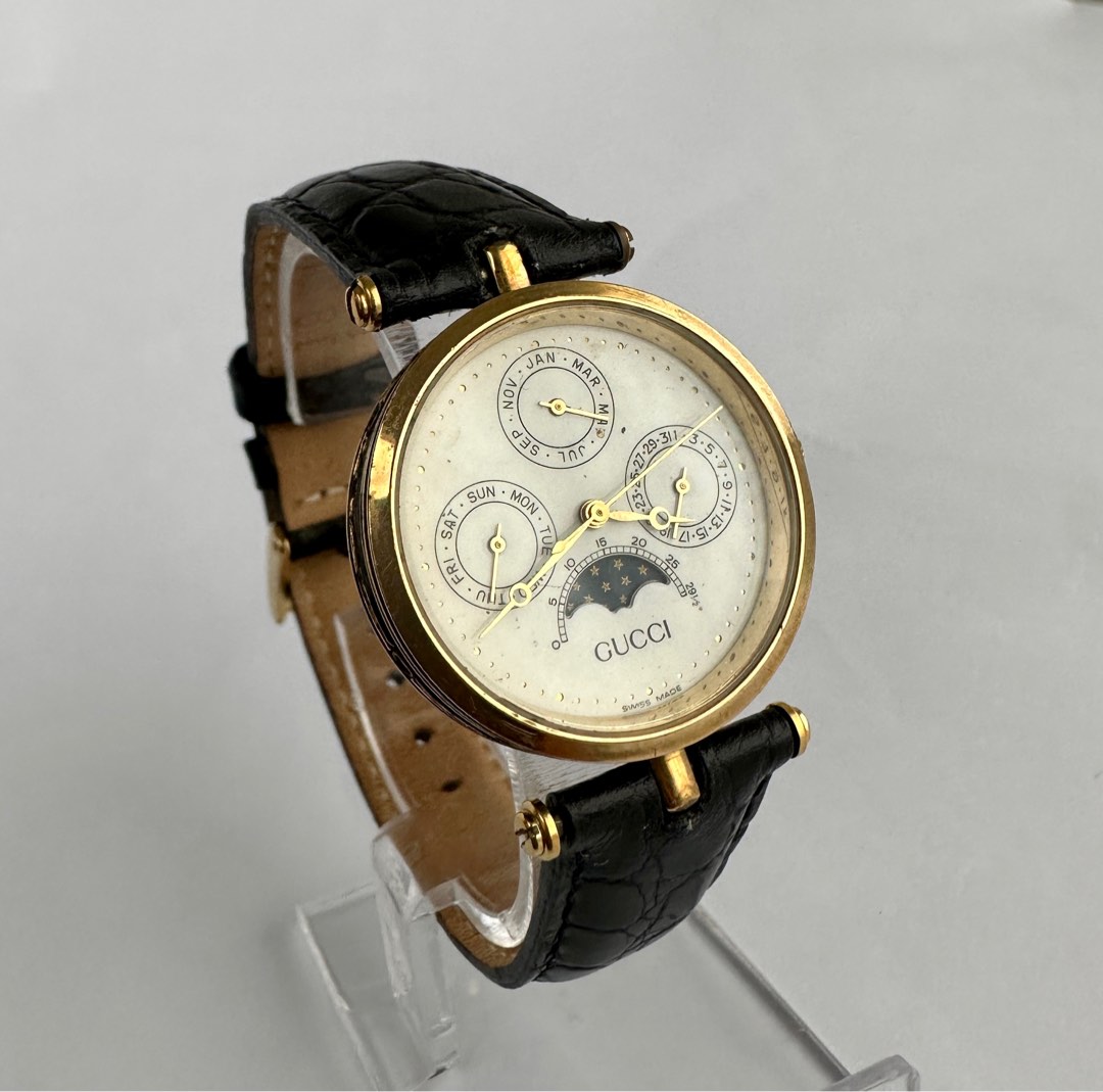 Gucci watch outlet moon phase