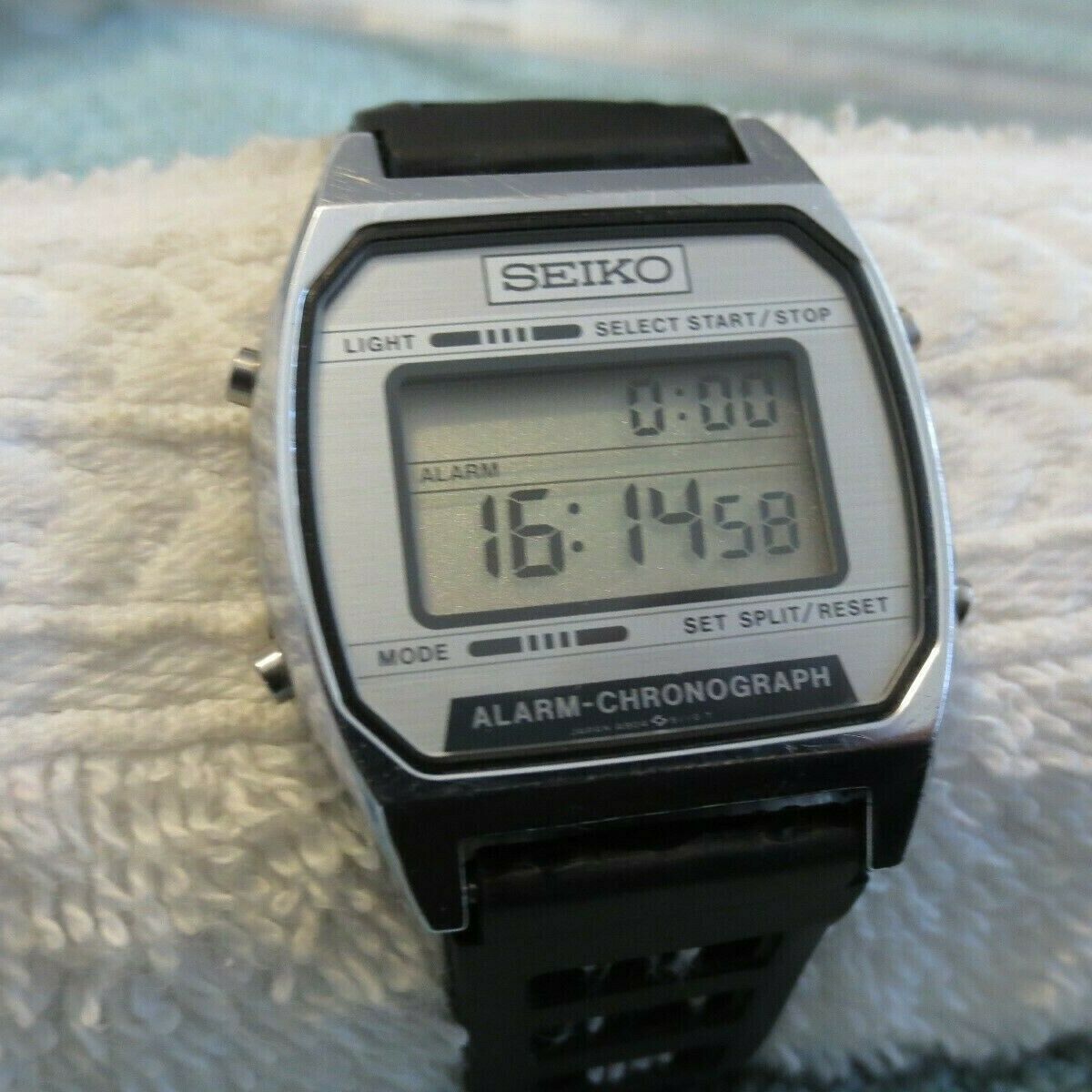 Seiko Digital LCD A904 5199