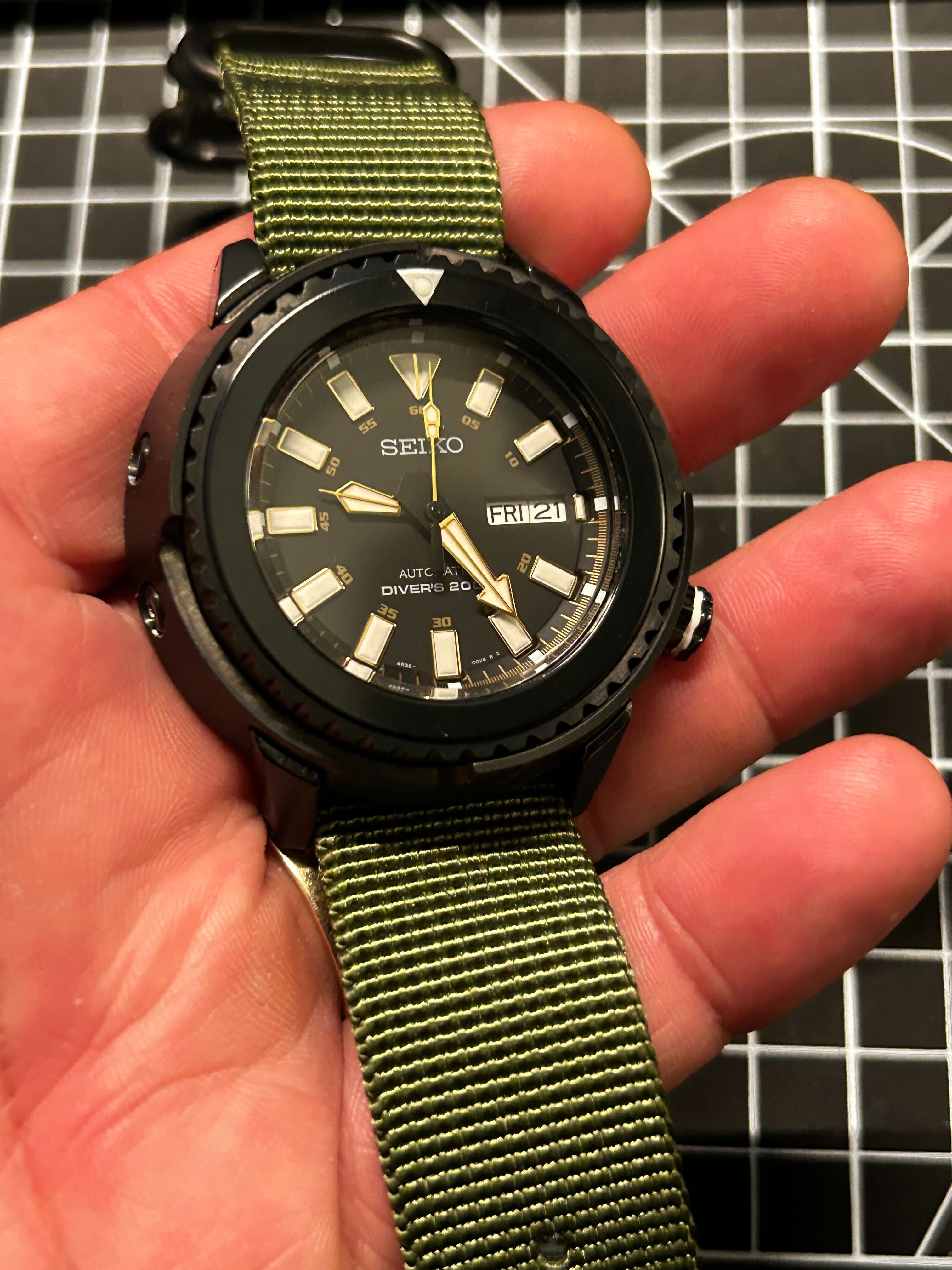 Seiko baby 2024 tuna shroud