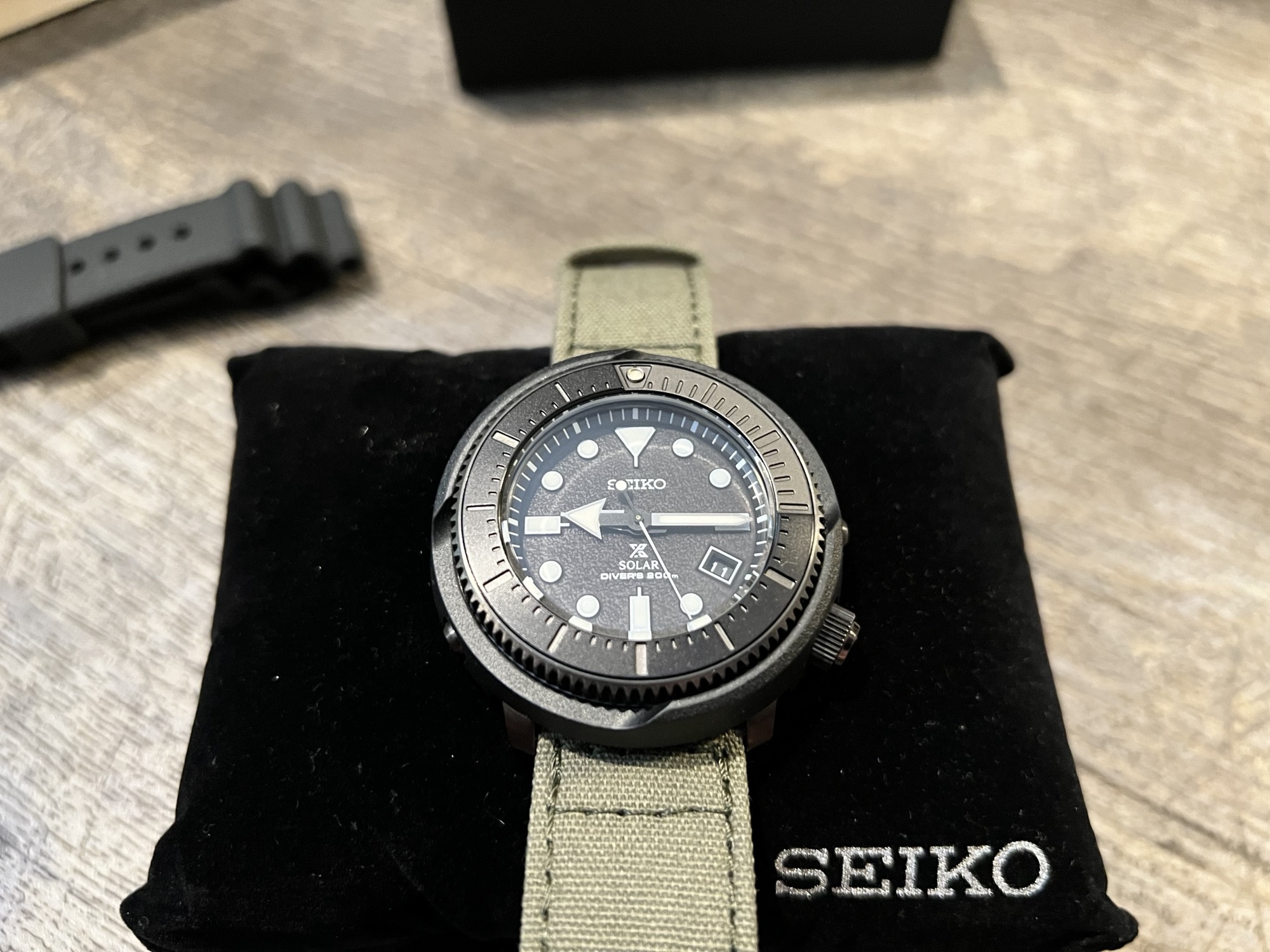 [WTS] Seiko SNE567, like new WatchCharts