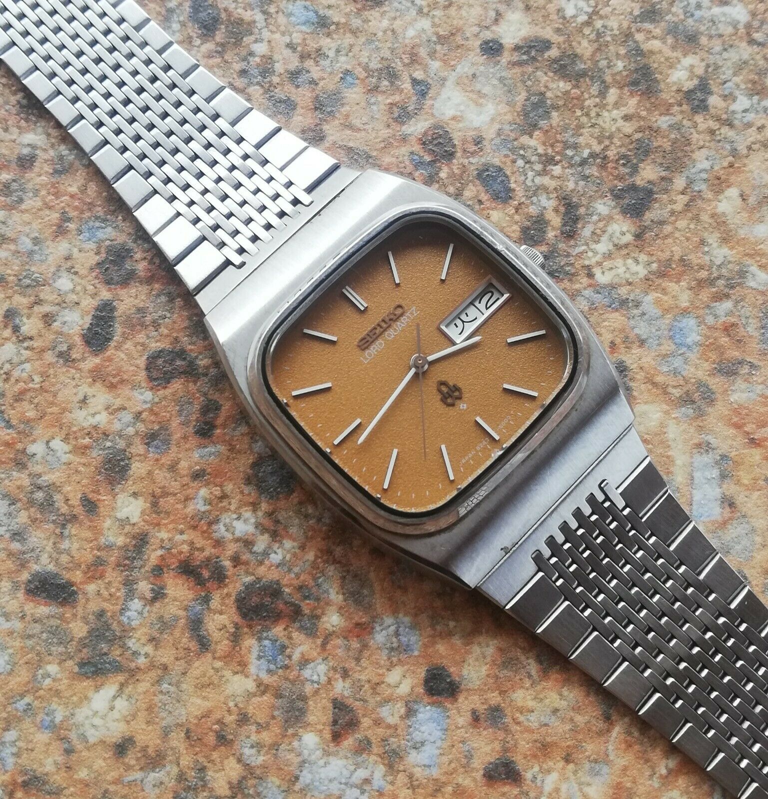 Vintage Seiko Lord Quartz JDM Kanji 8243 5000 June 1979 Textured