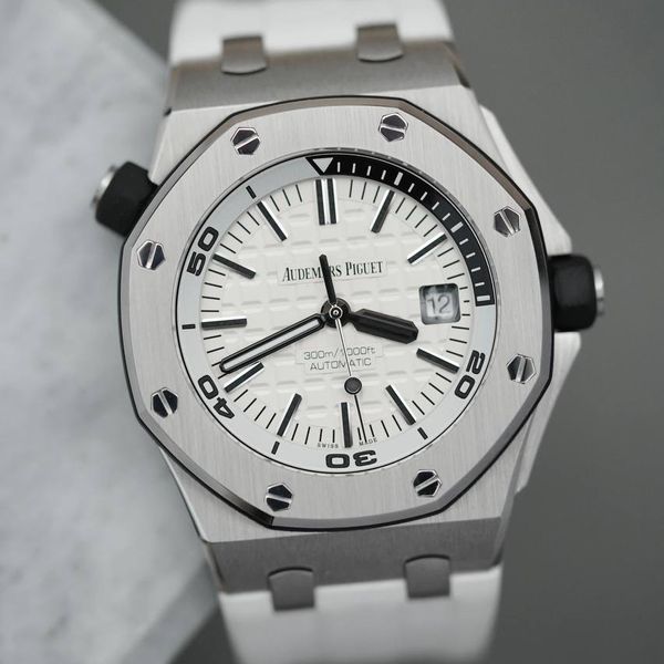 Audemars Piguet Royal Oak Offshore Diver White 15710ST • 2016 ...
